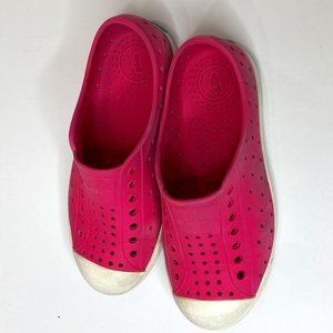 NATIVES, Jefferson solid pink and white, slip on waterproof shoes, girl's C 13.